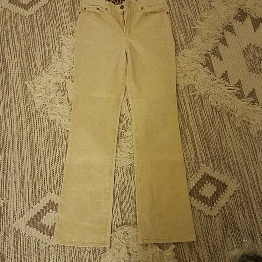 DG2 by Diane Gilman size 4 Gold Jeans
